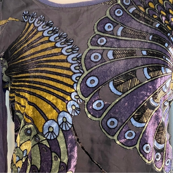 Chico’s Blue Wrap Tie Front Knit Top Artsy Peacock Print Velvet Burnout Size 3 - Picture 4 of 9